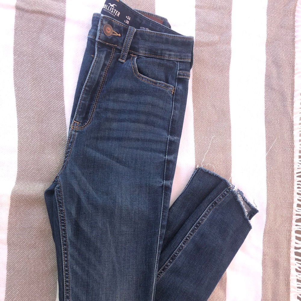 Hollister dark wash jeans